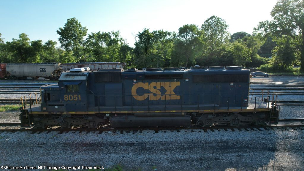 CSX 8051 SD40-2